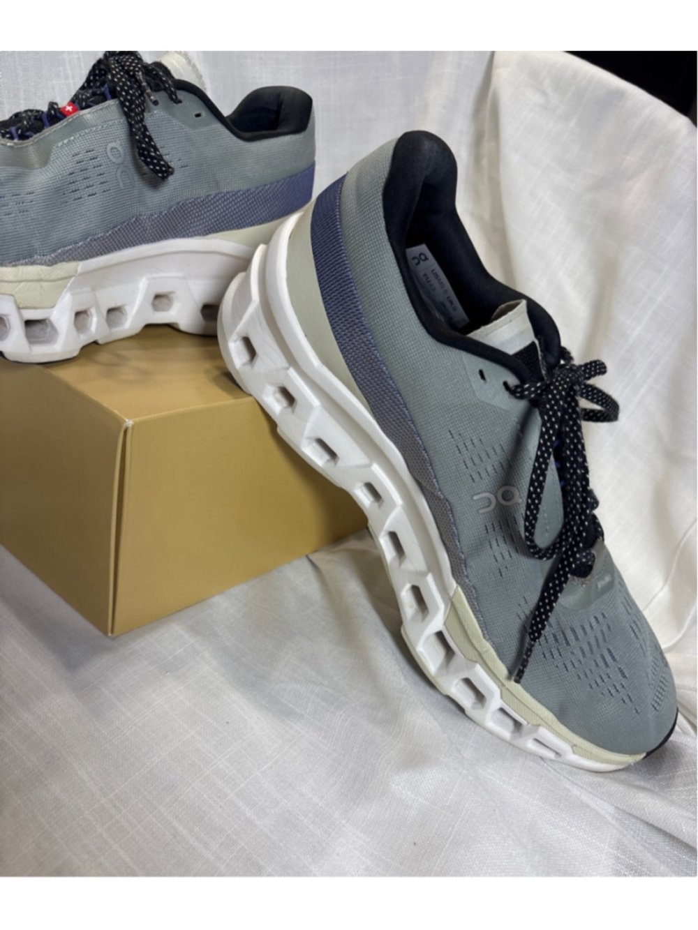 On Running Cloudmonster 2 excellent condition super stylish mens sz 9.5 - Picture 5 of 11
